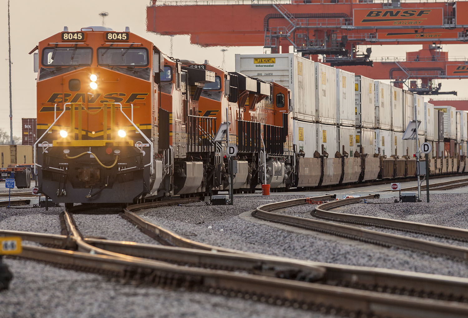 Terminal ferroviaria intermodal